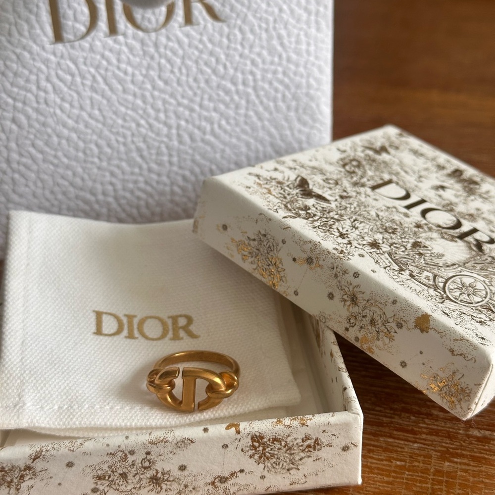 （SOLD）Dior CD Logo Ring